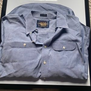 Men’s Ralph Lauren Button Up Shirt Size: M